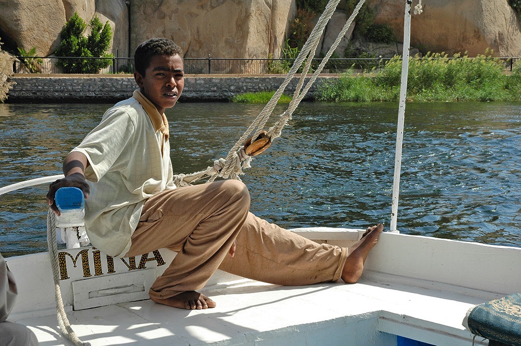  Young Nubian helmsman. 